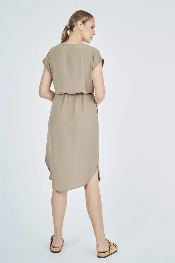 Vestido Reto Crepe Oliva
