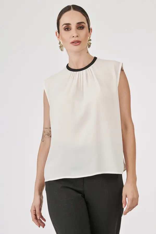 Blusa Decote Franzido Off White