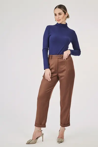 Blusa Canelada Gola Alta Noturno
