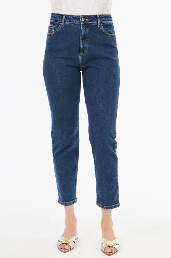 Calca com Recortes Na Frente Jeans