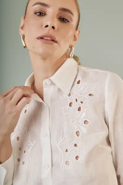Camisa Linho Bordado Richelieu Off White