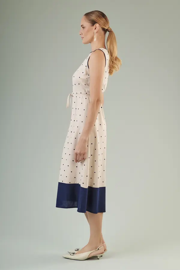 Vestido Bordado Poas Natural/marinho