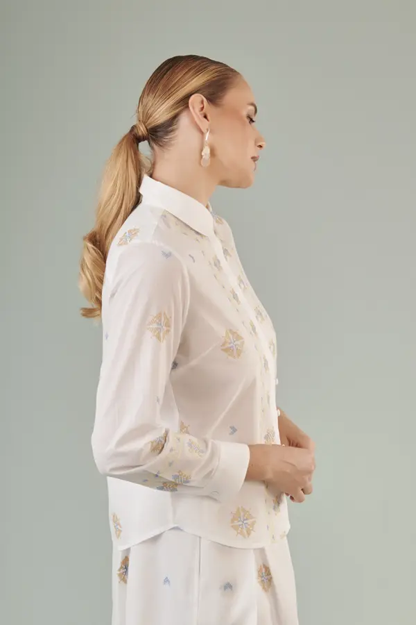 Camisa Ponto Cruz Branco/azul/amarelo