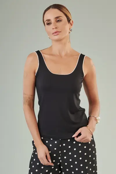 Blusa Regata Bordada Preto