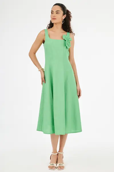 Vestido Recortes Raias Maca Verde