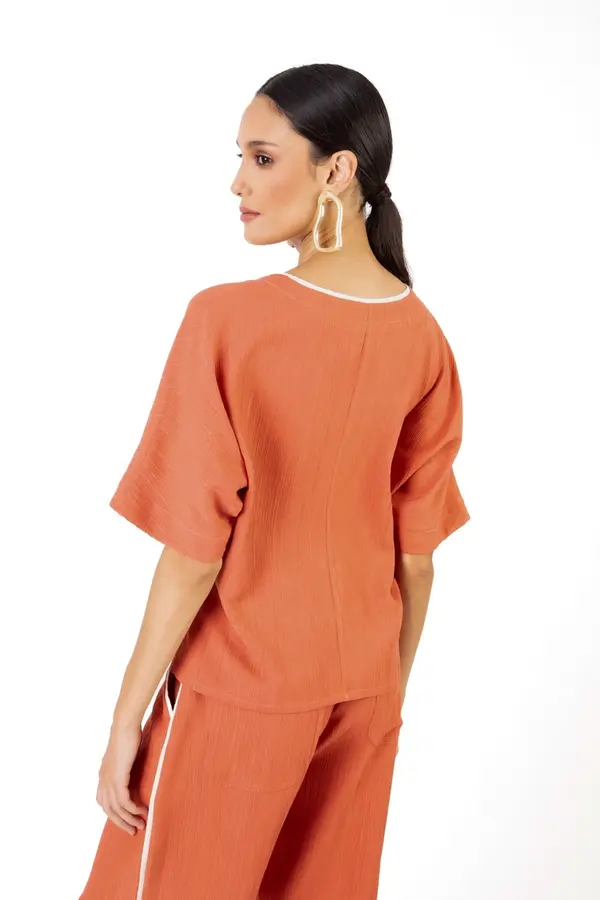 Blusa Textura Manga Direta Terracota
