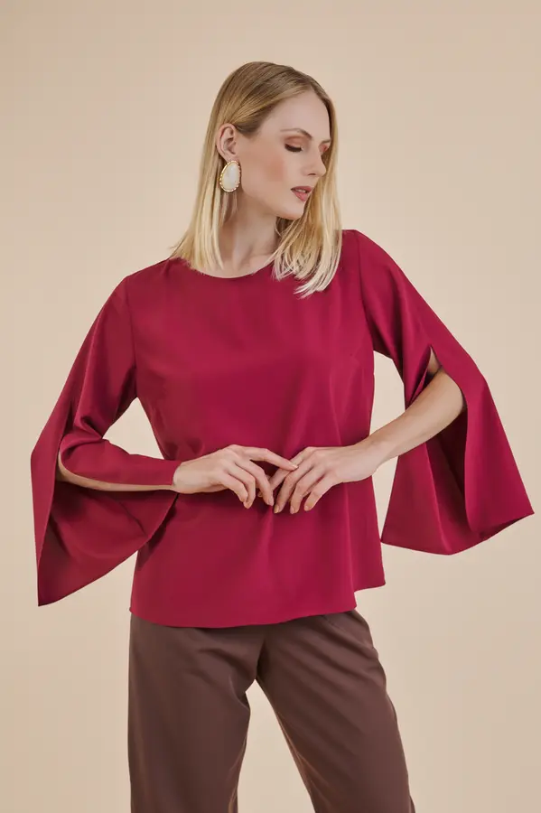 Blusa Mangas com Fendas Burgundy
