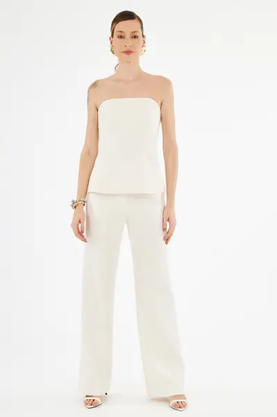 Top Alongado sem Alcas Off White