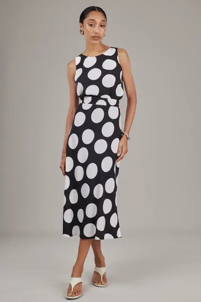 Blusa Maxi Poas Poa Fundo Pret
