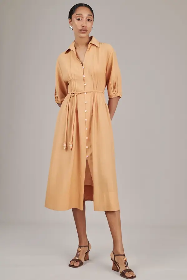 Vestido Nervuras Capim Dourado