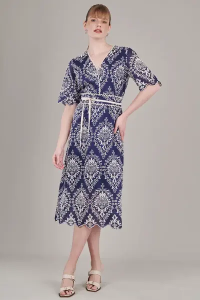 Vestido Bordado Camafeu Azul/c