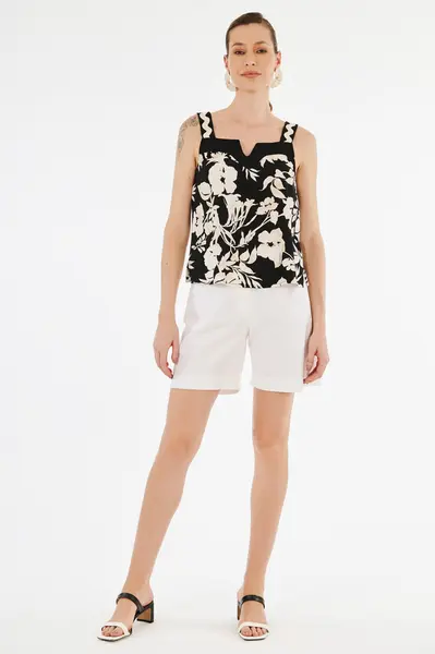 Blusa Flor do Campo Floral P&b/bege