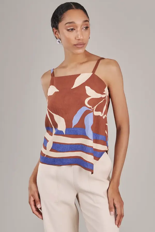 Blusa Urban Breeze Floral Marrom