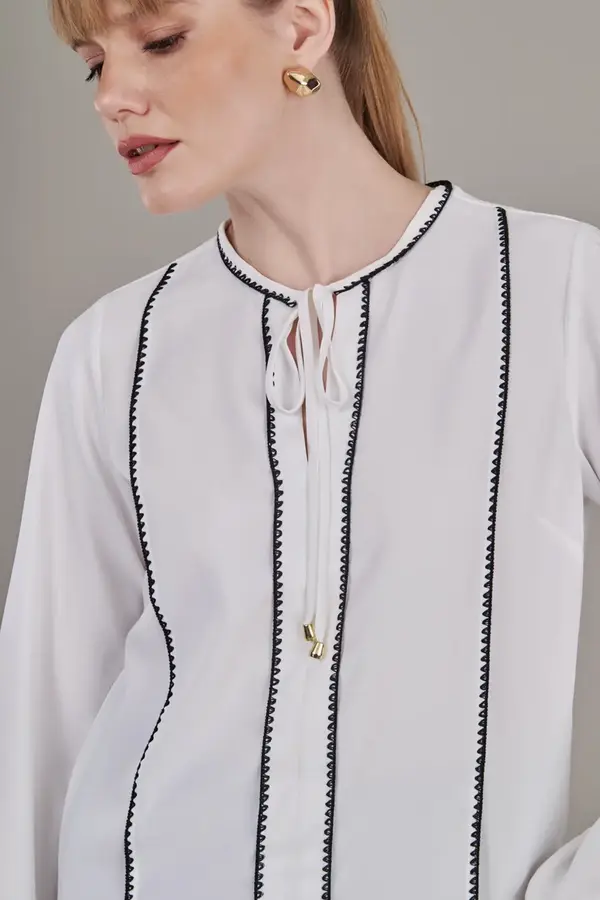 Blusa Bordado Croche Off White