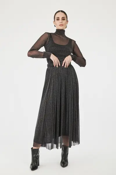 Saia Rodada Tule Metal Preto