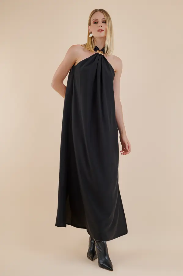 Vestido Amplo Decote Metal Pre
