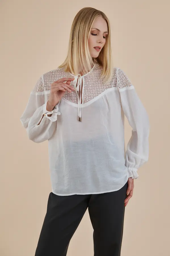 Blusa Romance Off White