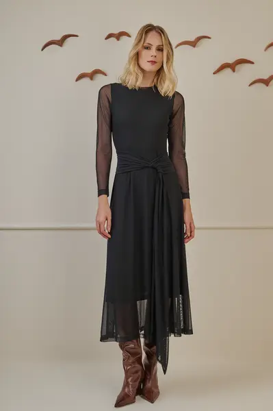 Vestido Tule Cinto Faixa Preto