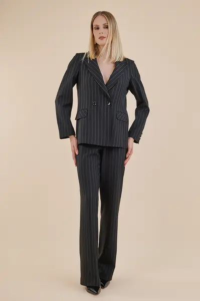 Blazer Risca de Giz Preto