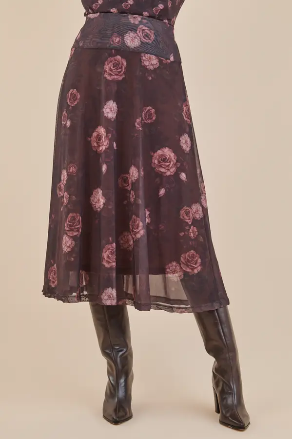 Saia Dark Roses Dark Roses